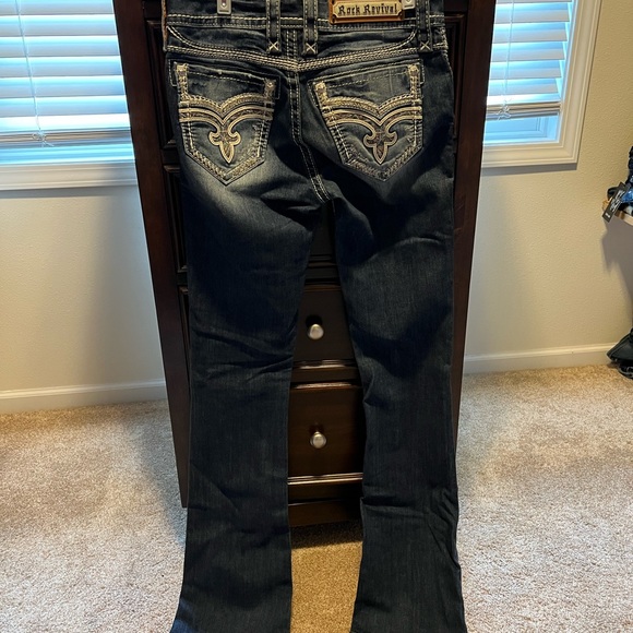 SOLD 🚫 NWOT Rock Revival Keeley bootcut jeans! - Picture 6 of 6